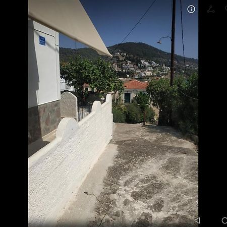 Elthimias2 Apartment Poros Town Exterior photo
